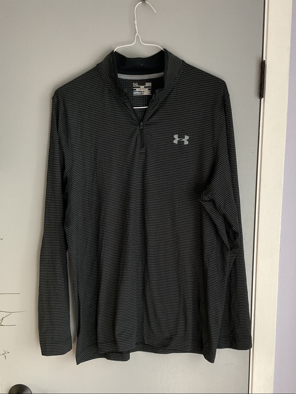 Under Armour Men’s Black Thin-Striped Quarter-Zip Pullover